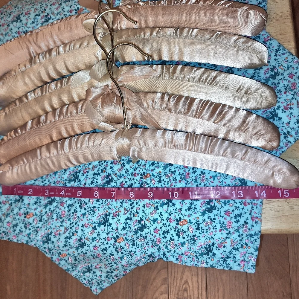 Vintage, Padded Satin Metal Clothes Hangers with Bows (5)